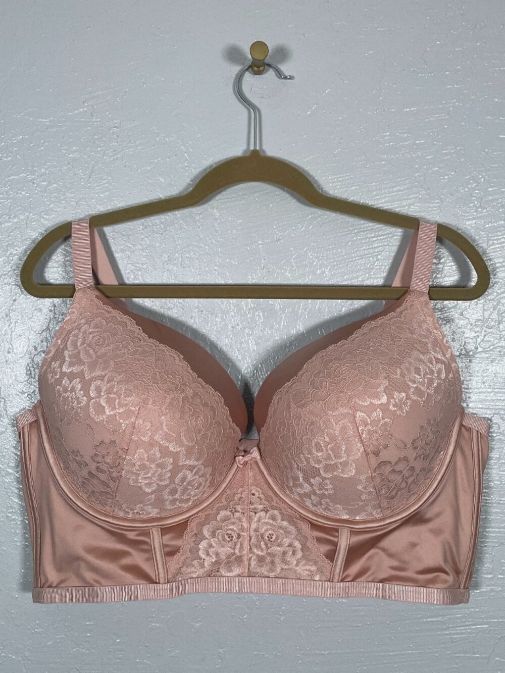 Torrid Women Plus Size 42DDD Pink Lace Balconette Bra Lightly Lined Corset